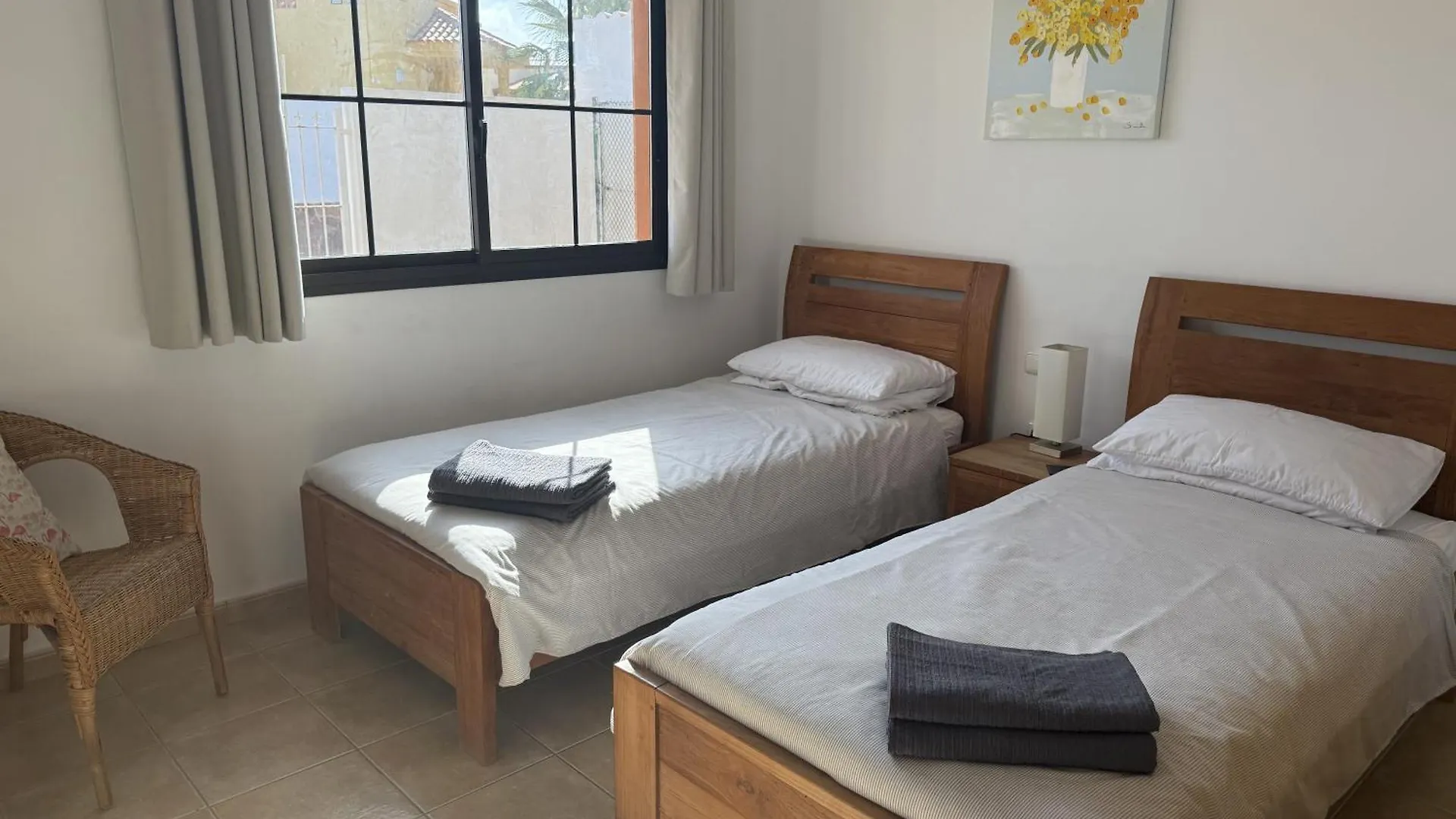 Vista Verde, Luxury Family Front Line Golf, Hot Tub,Pool Table, 8 Pers, Caleta De Fuste Villa